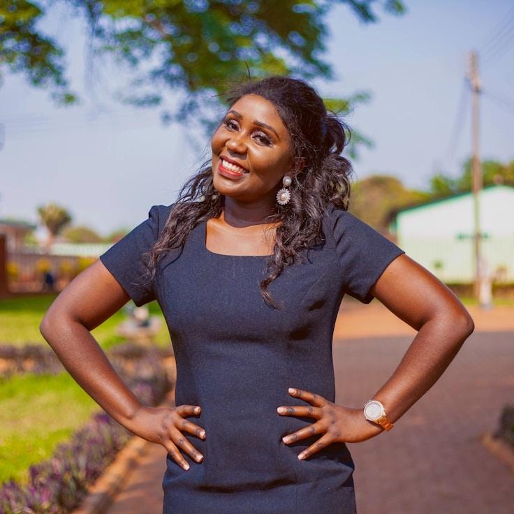 Omar Singh, Client Relations Director, discussing corporate gifting strategy with business clients